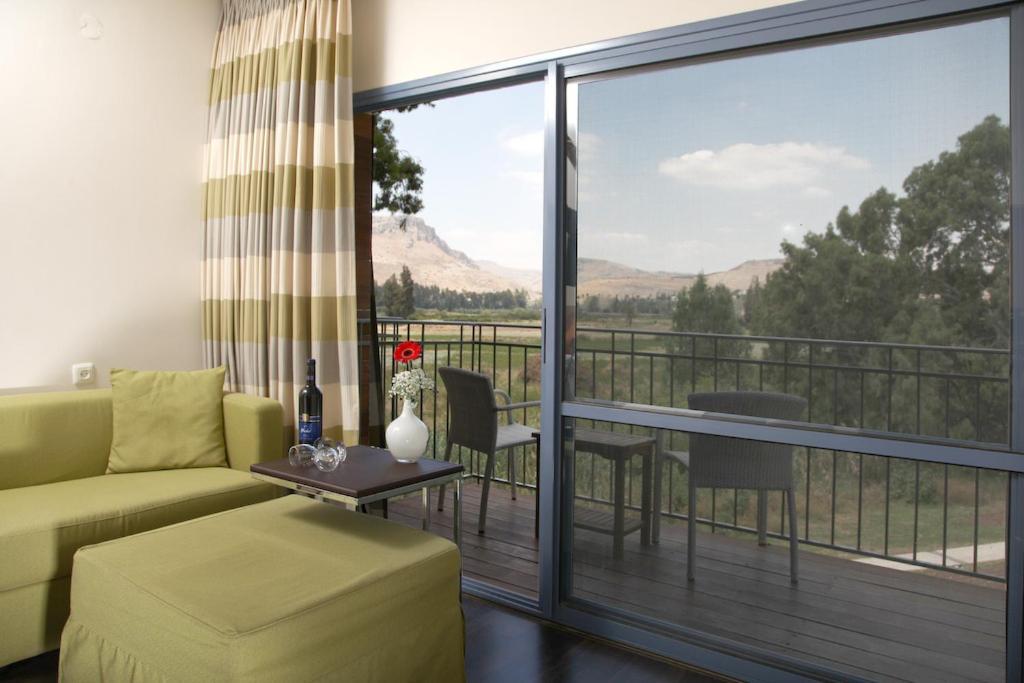 Nof Ginosar Kibbutz Hotel Exterior photo