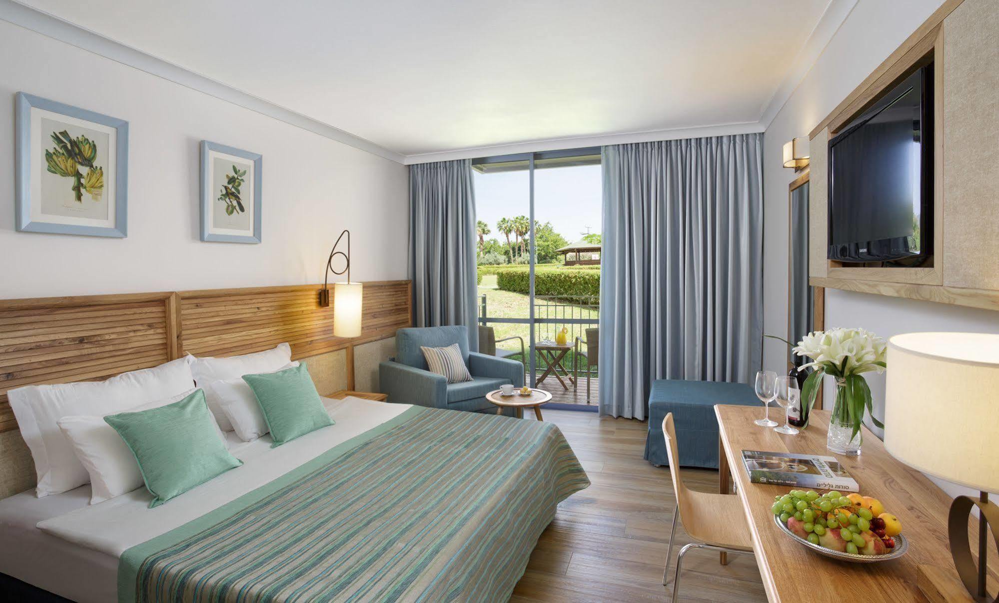 Nof Ginosar Kibbutz Hotel Exterior photo